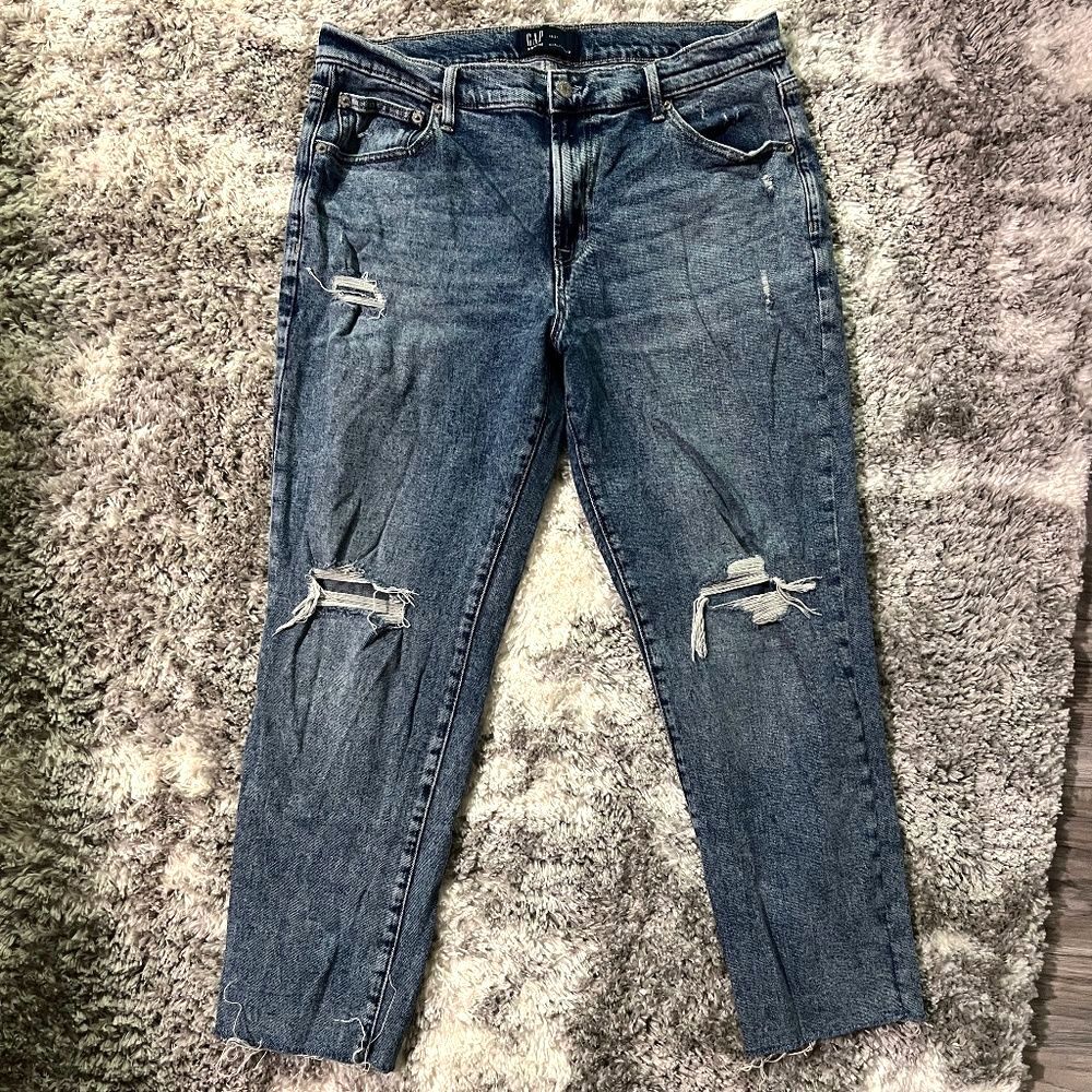 EUC Gap Denim Girlfriend Jeans Medium Indigo size 12